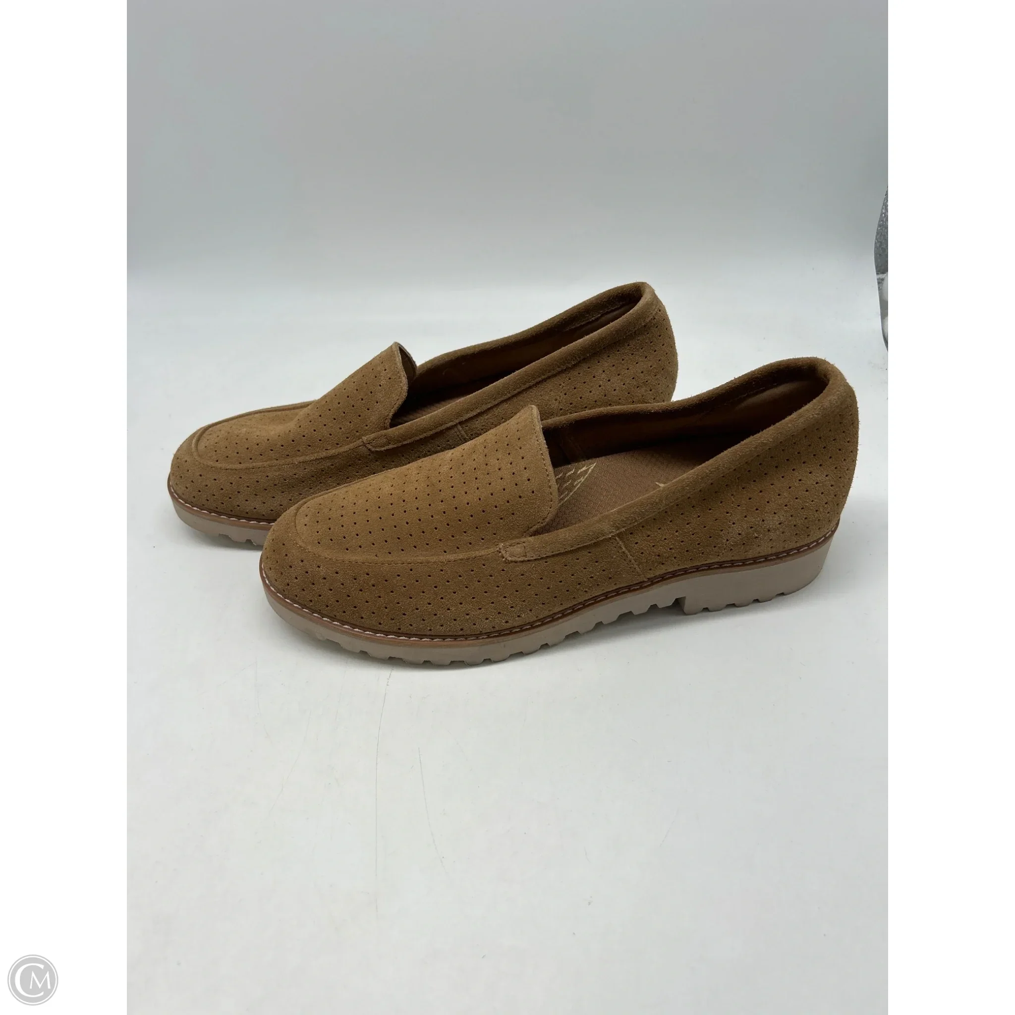 FOOTWEAR